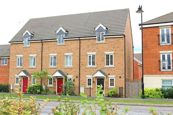 3 Bedroom Semi-Detac...